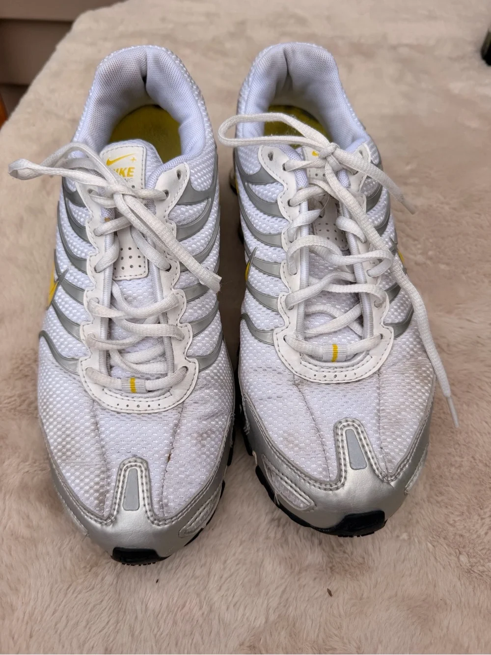Vintage Y2K Nike Shox Running Shoes Women's Size 9